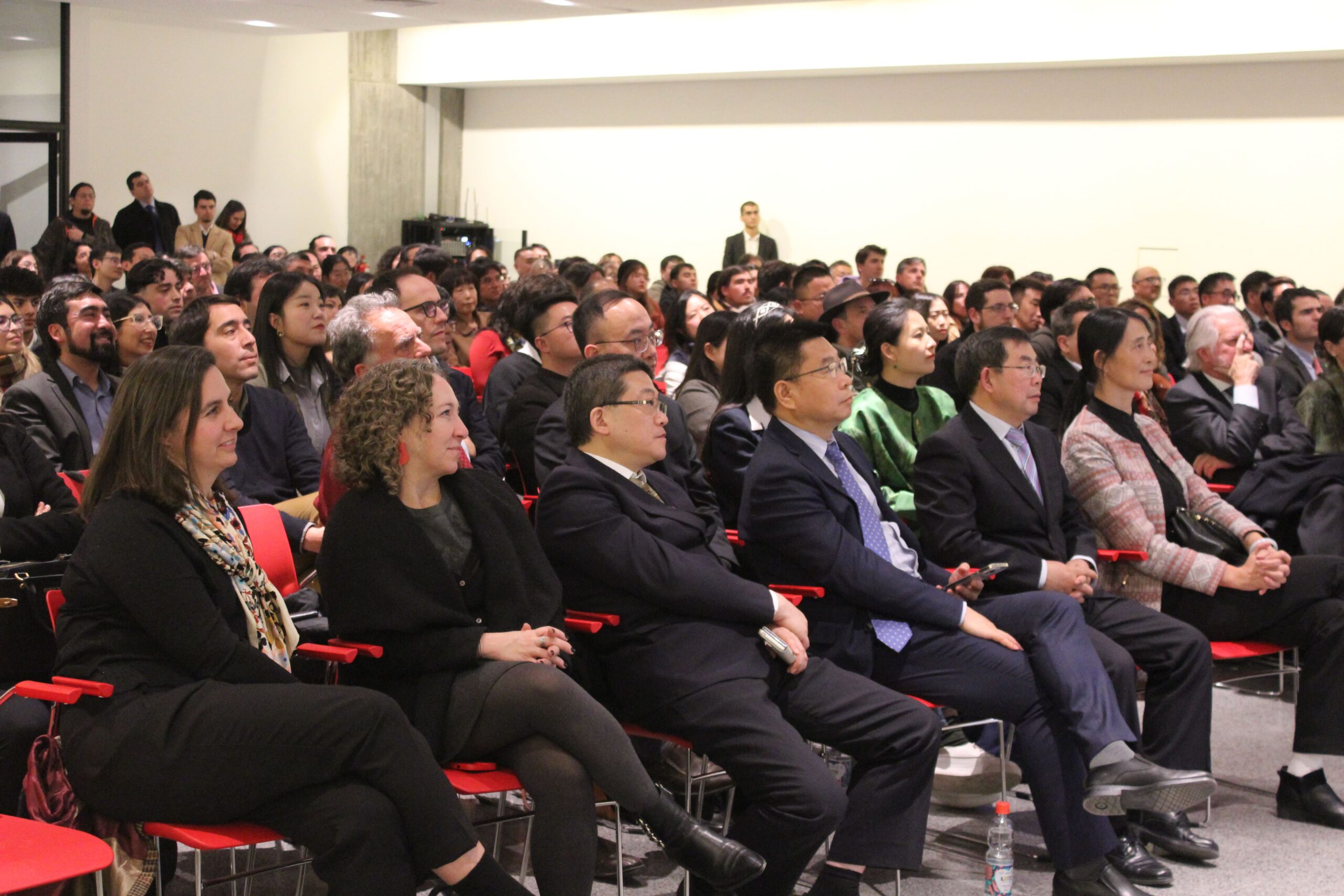 Instituto Confucio UC celebra su décimo quinto aniversario e inaugura nueva casa
